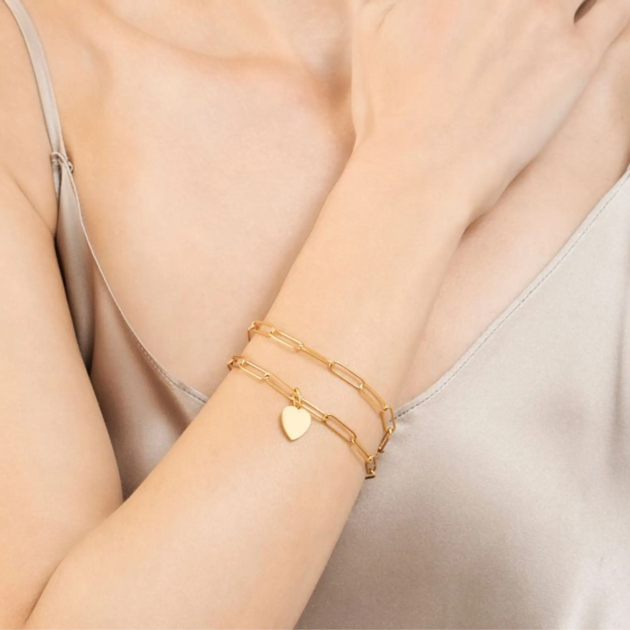 Adornia Chunky Paper Clip Chain Bracelet gold