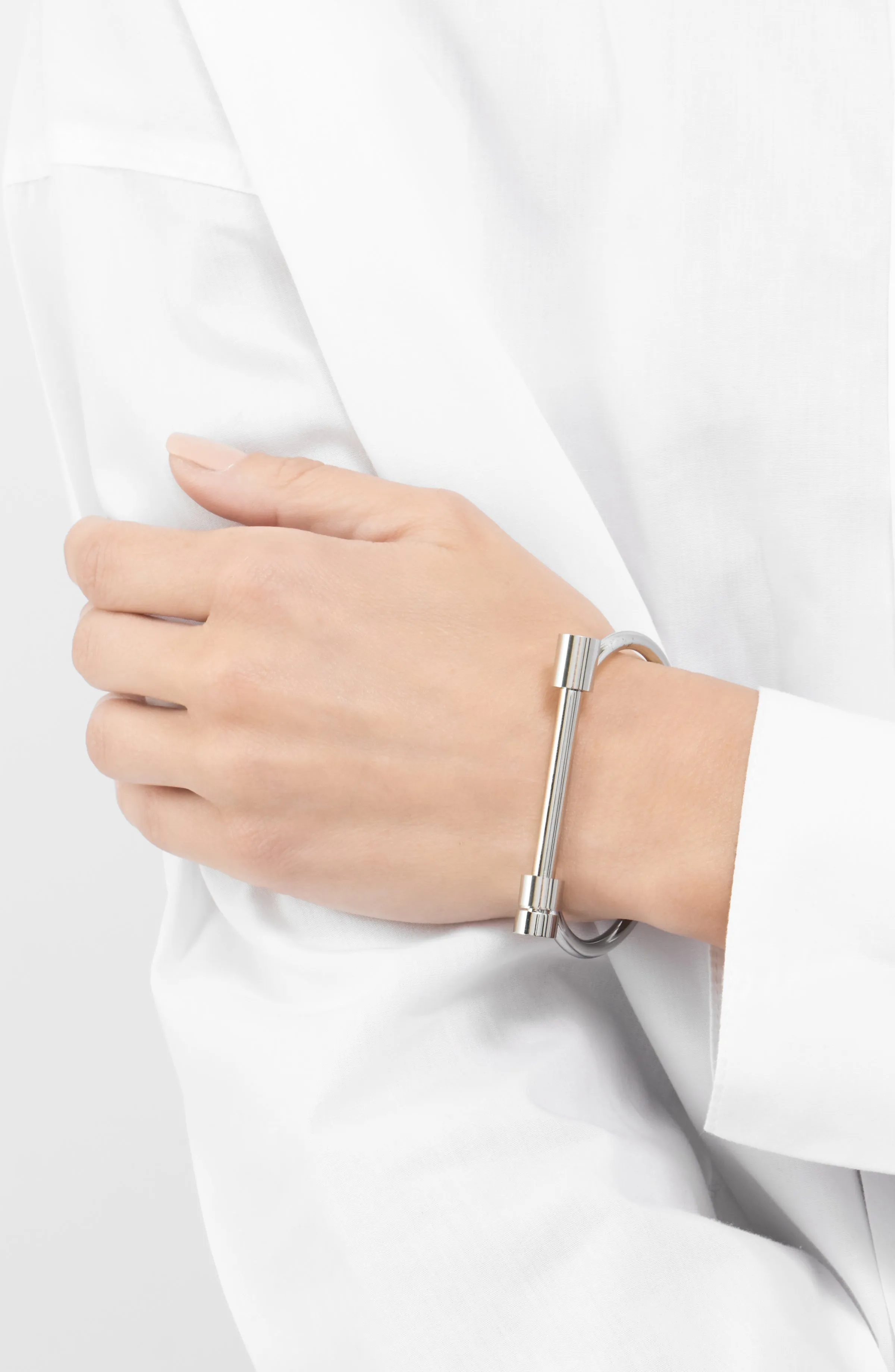 Adornia Screw Cuff silver