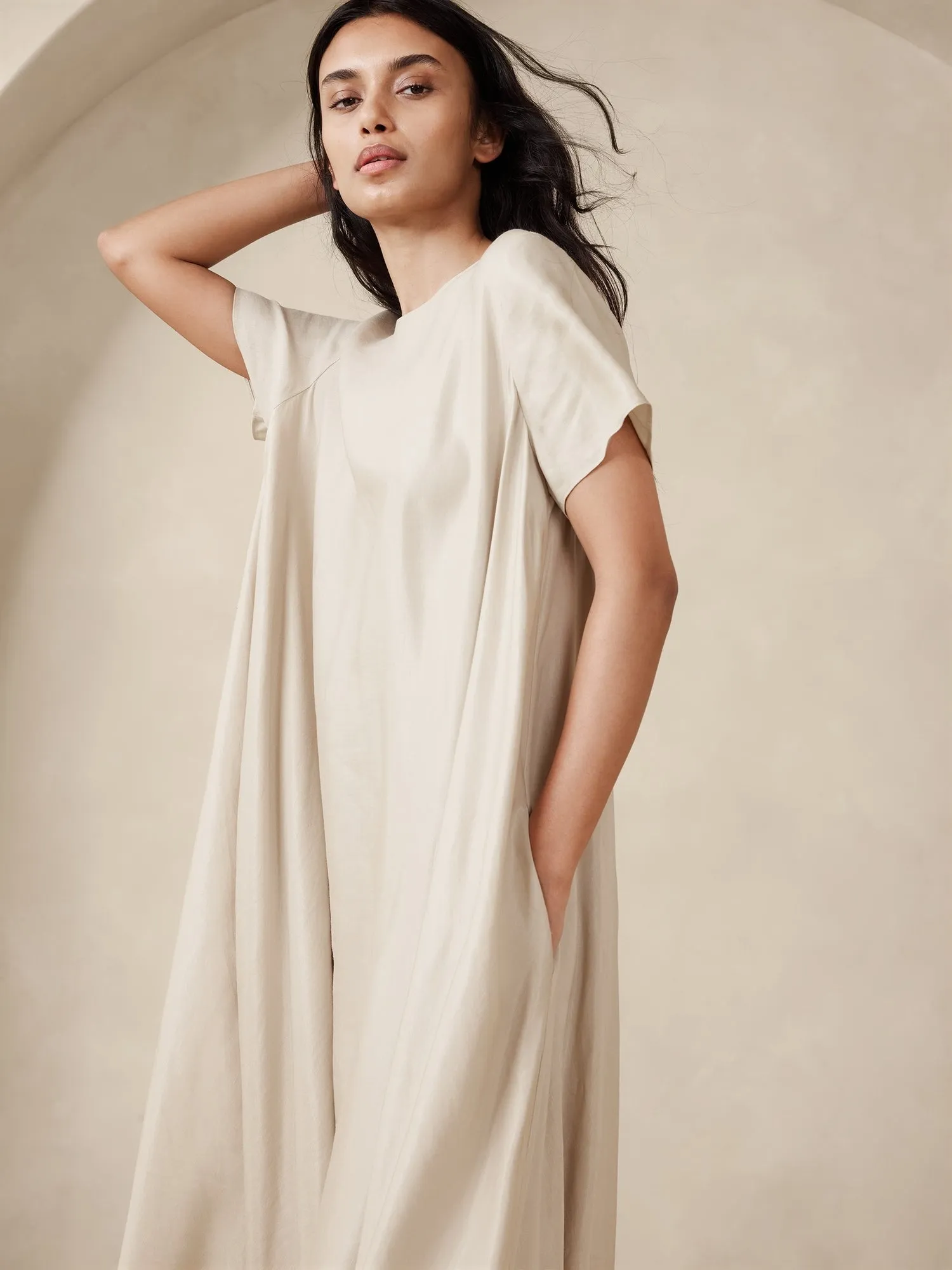 Aurelia Linen-Blend Maxi Dress Banana Republic