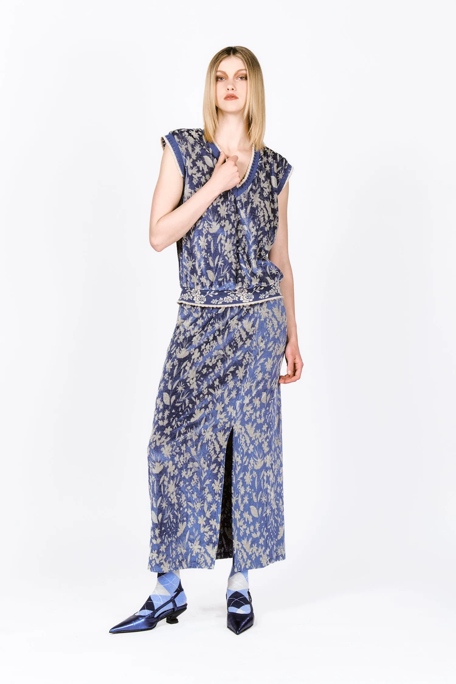 Bluebell Velour Maxi Skirt with Slit Annasui