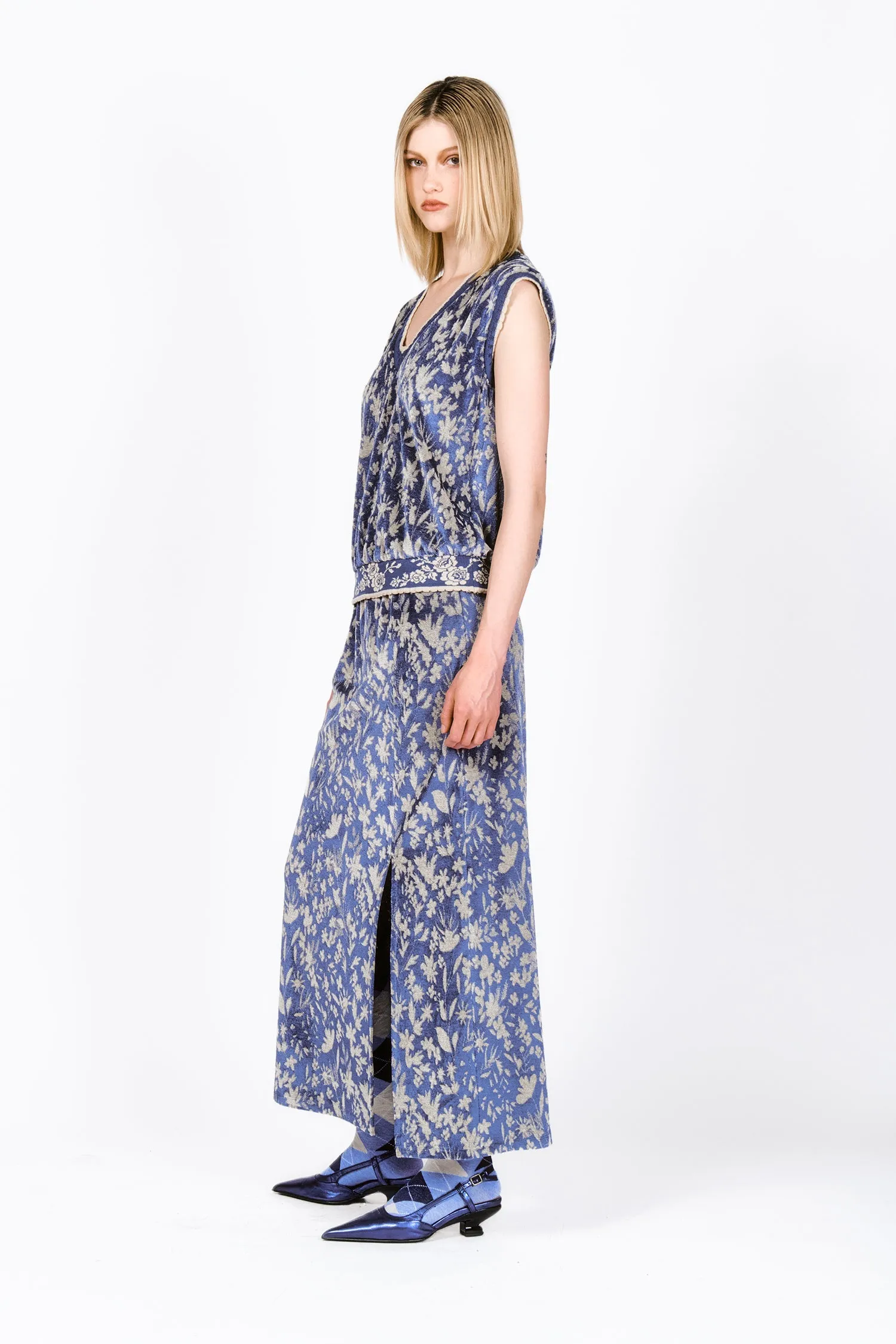 Bluebell Velour Maxi Skirt with Slit Annasui