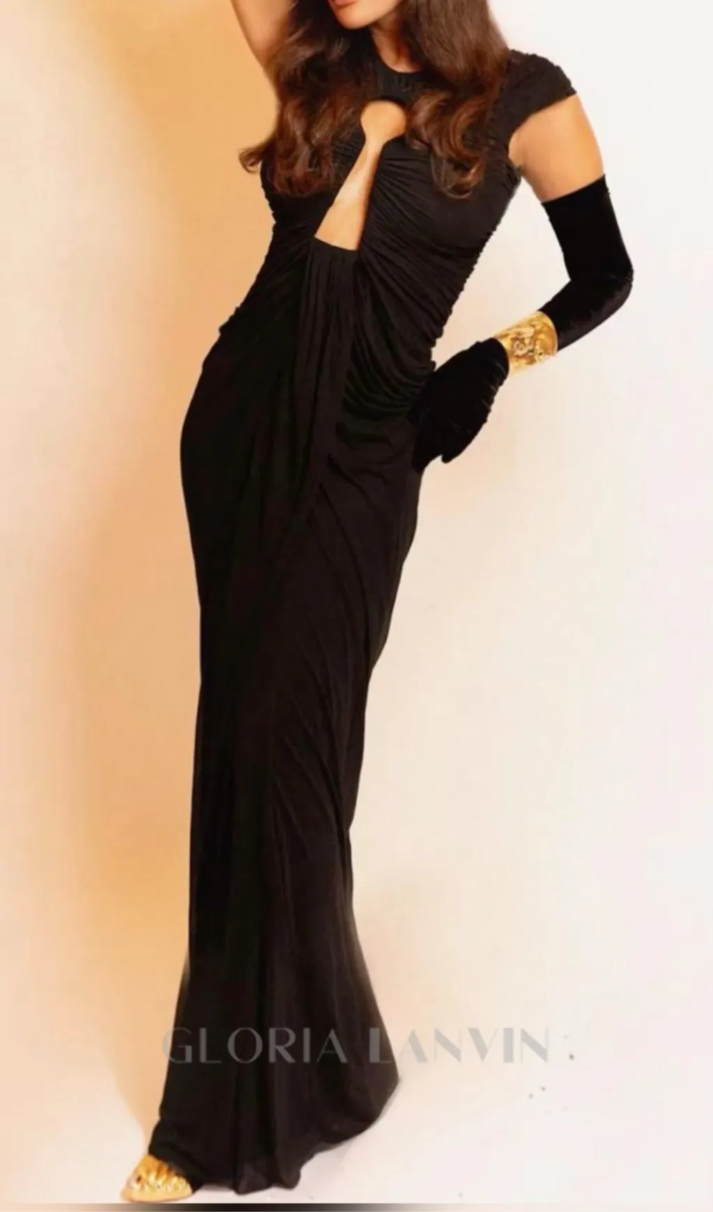 BRIANNA DRAPED KEYHOLE BODYCON GOWN IN BLACK Gloria Lanvin