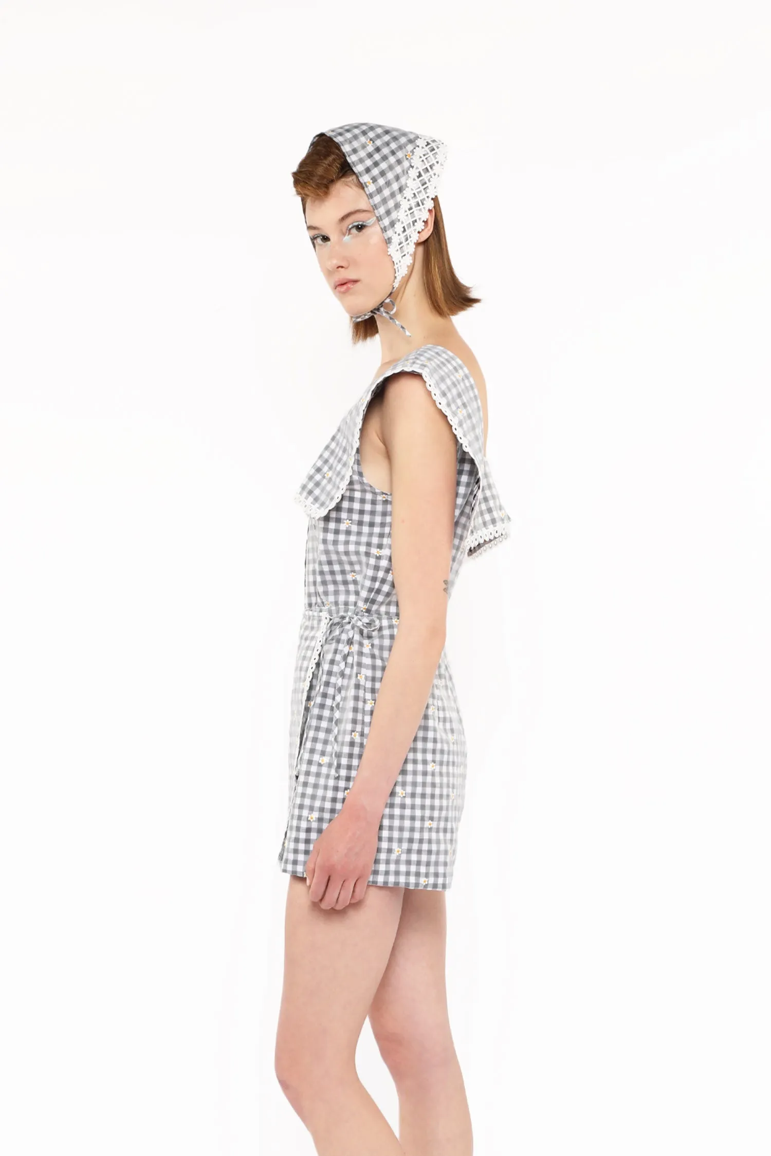 Daisy Embroidery on Gingham Tie Romper Annasui