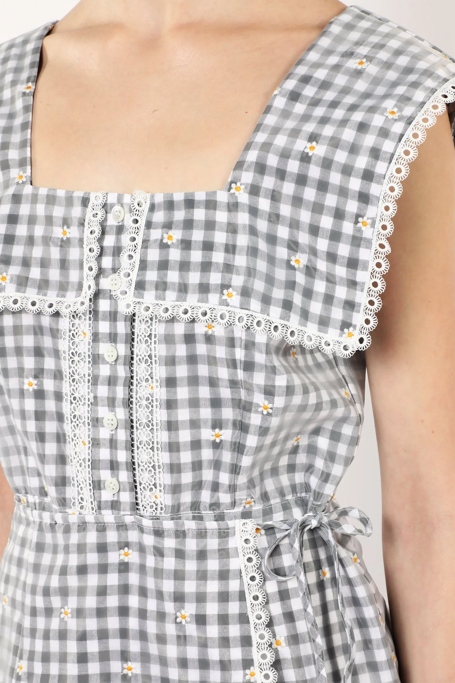 Daisy Embroidery on Gingham Tie Romper Annasui
