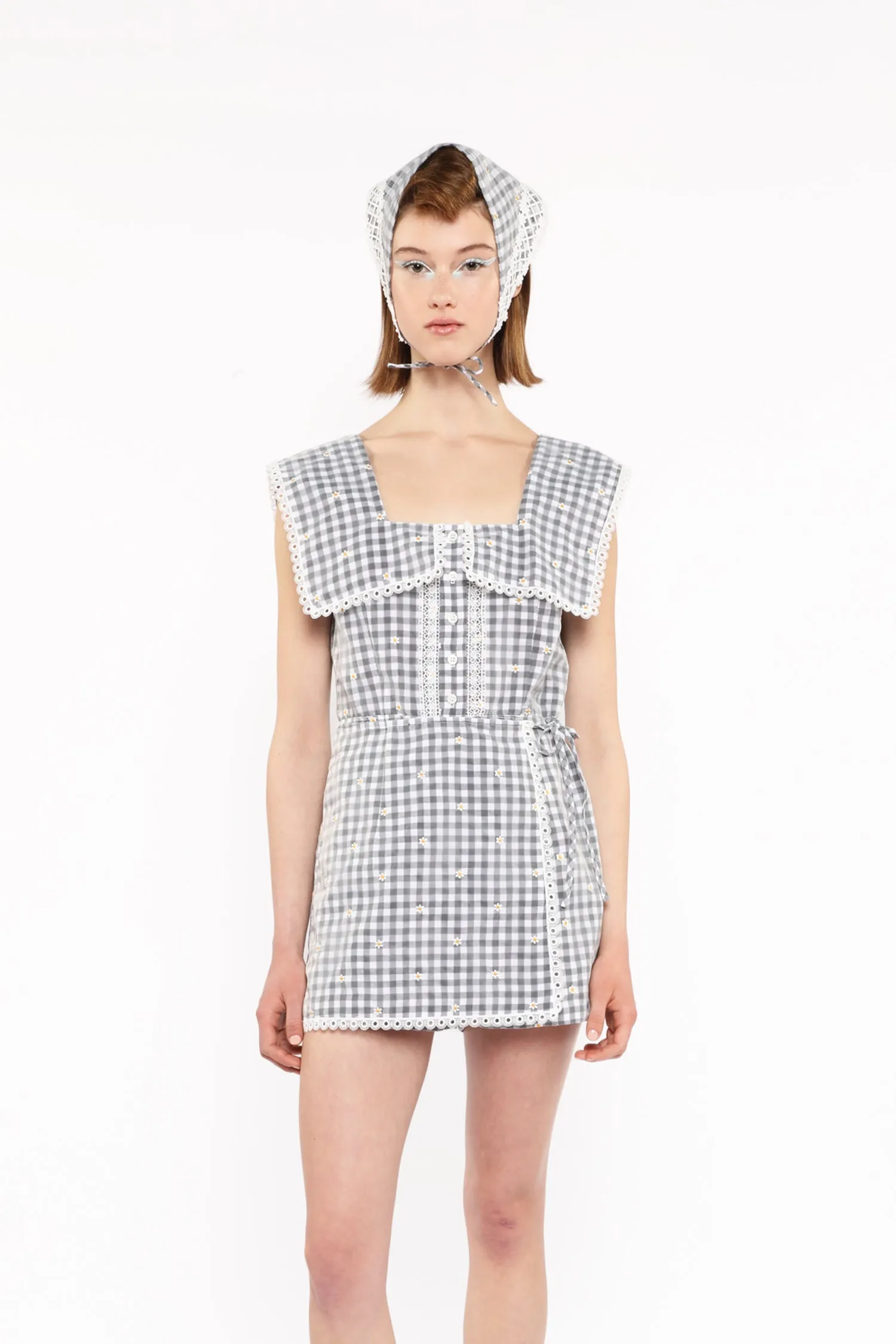 Daisy Embroidery on Gingham Tie Romper Annasui
