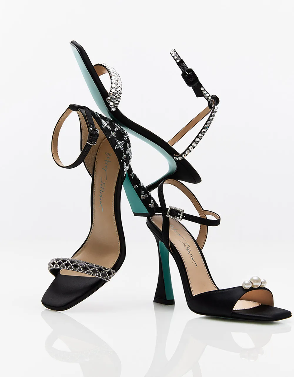 DEAN BLACK | RE:LUV Betsey Johnson