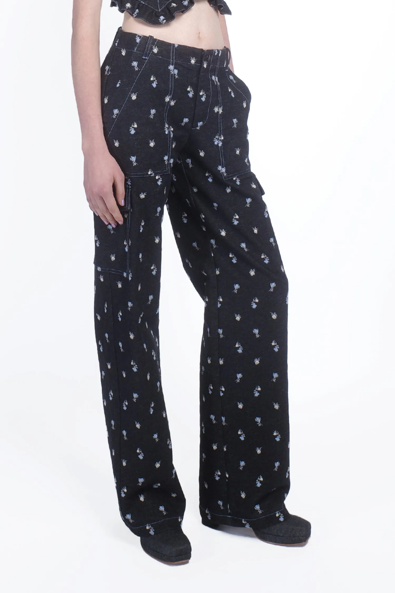Denim Embroidered Roses Cargo Pants Annasui