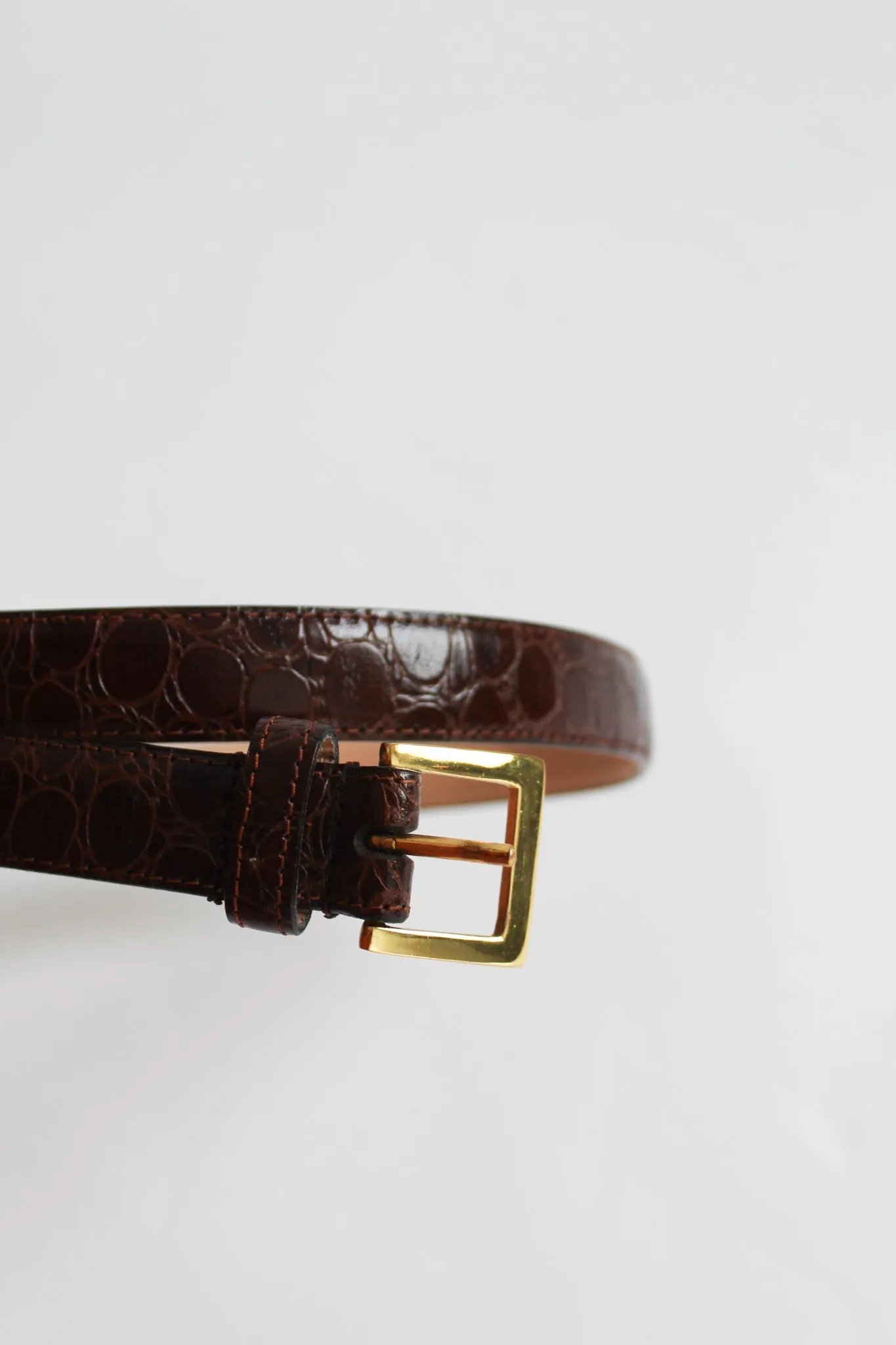 embossed leather belt 1919 Vintage