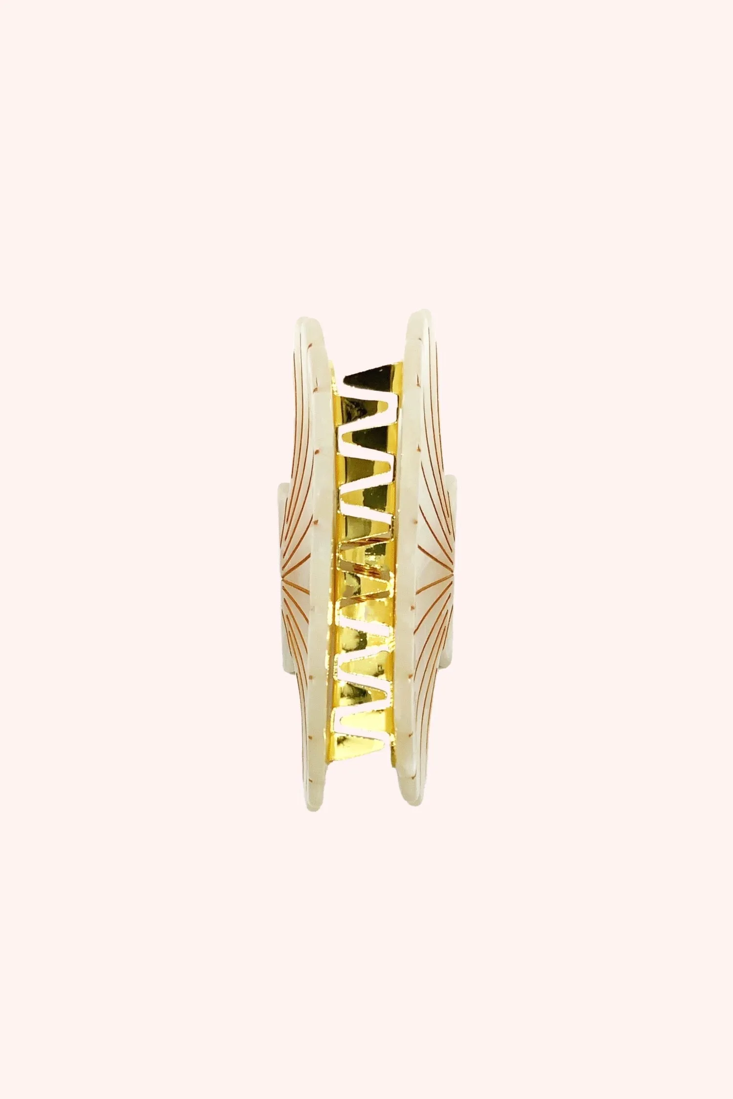 Large Ivory Pastel Sea Shell Jaw Clip Annasui