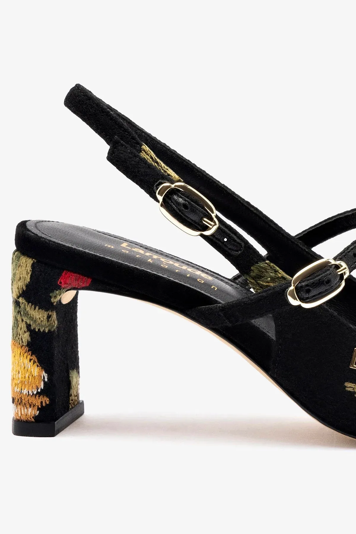 Larroud x Markarian Pump In Black Wool and Floral Embroidery