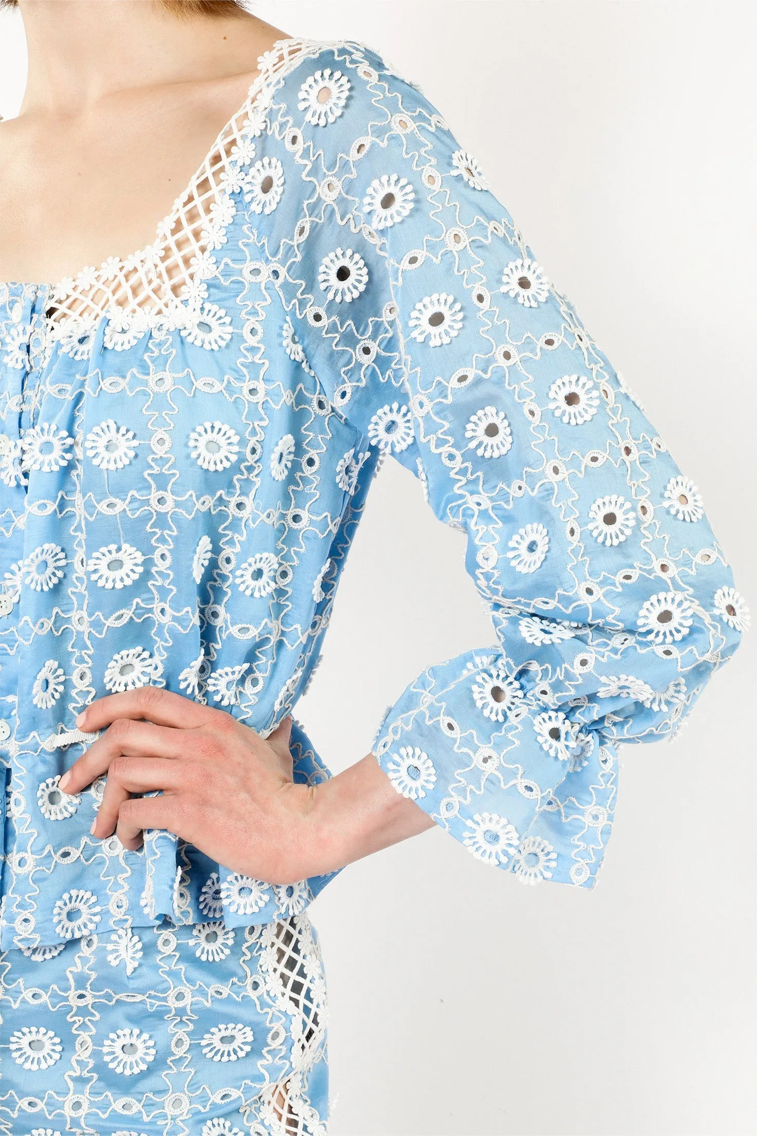Lattice Lace Embroidery Tie Blouse Annasui