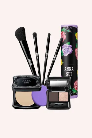 Limited Edition: Foundation and Eye Color Compact Gift Set Annasui