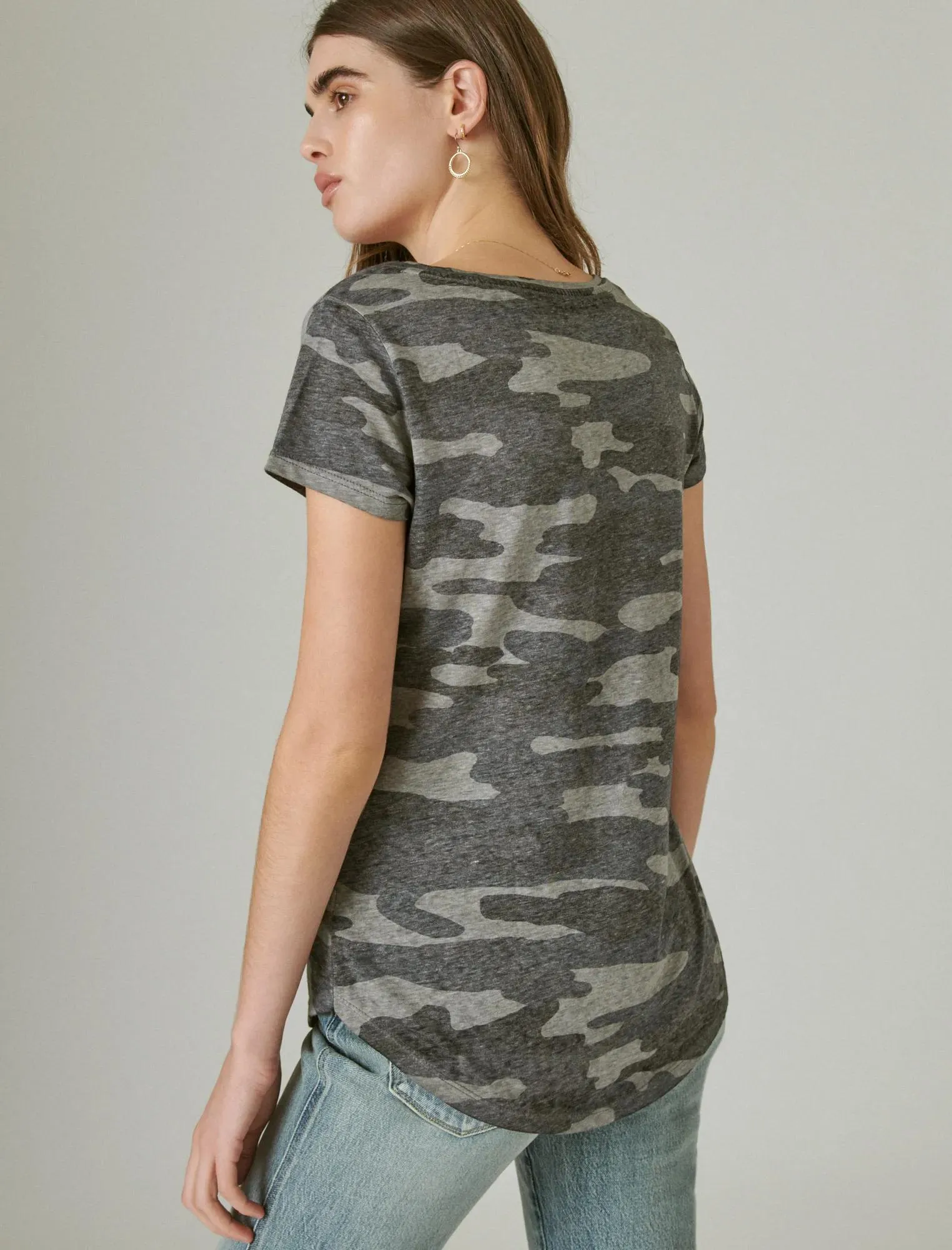 Lucky Brand Womens Vneck Camo Tee