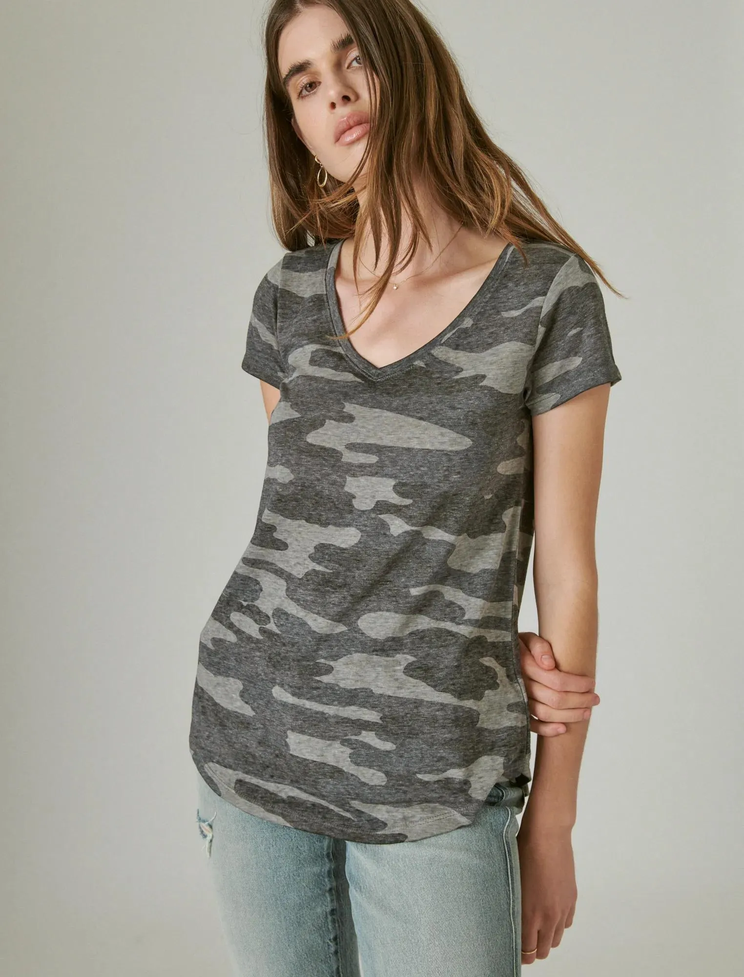 Lucky Brand Womens Vneck Camo Tee