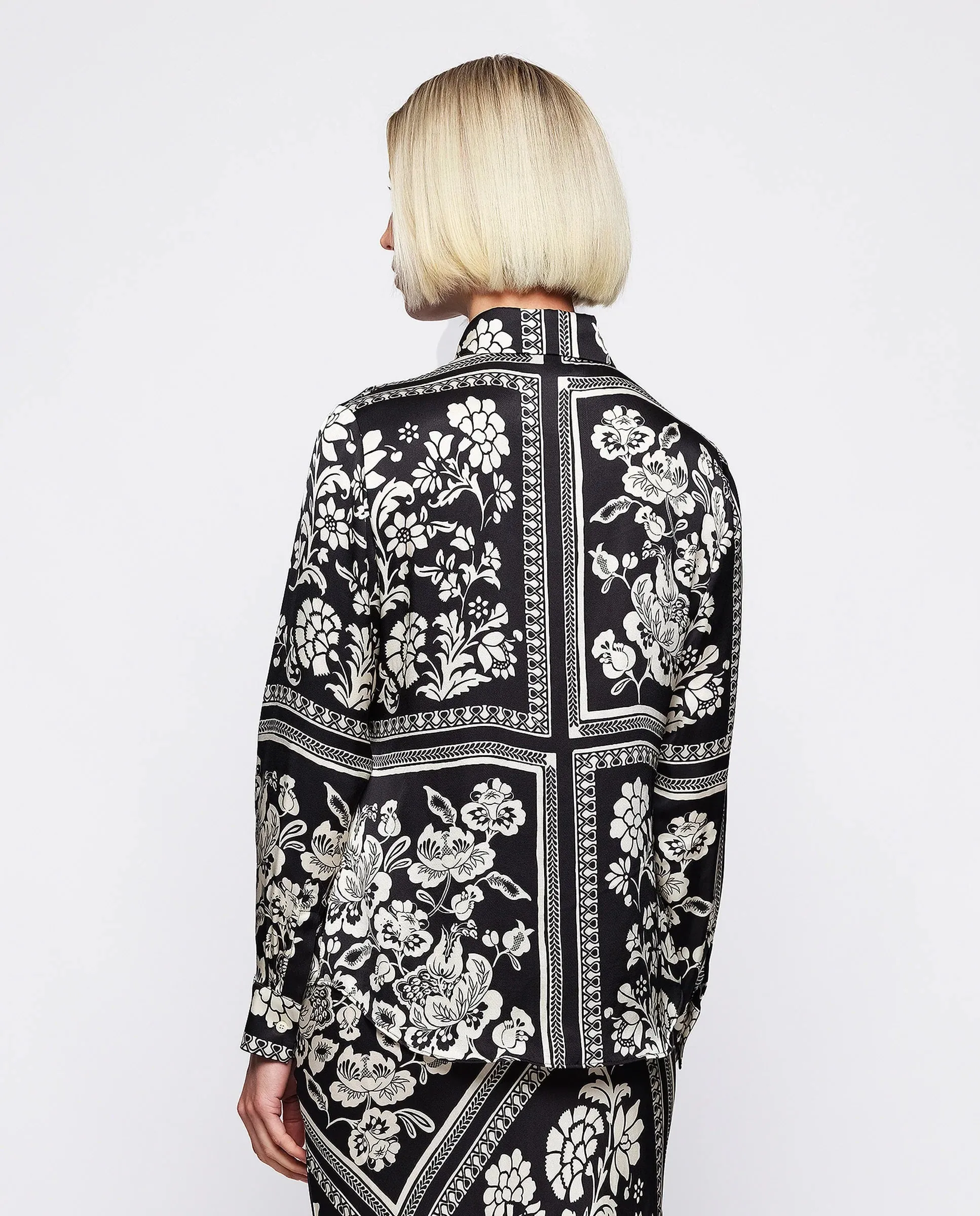 MIRTO 1956 - BLACK AND WHITE PRINT FLUID BLOUSE