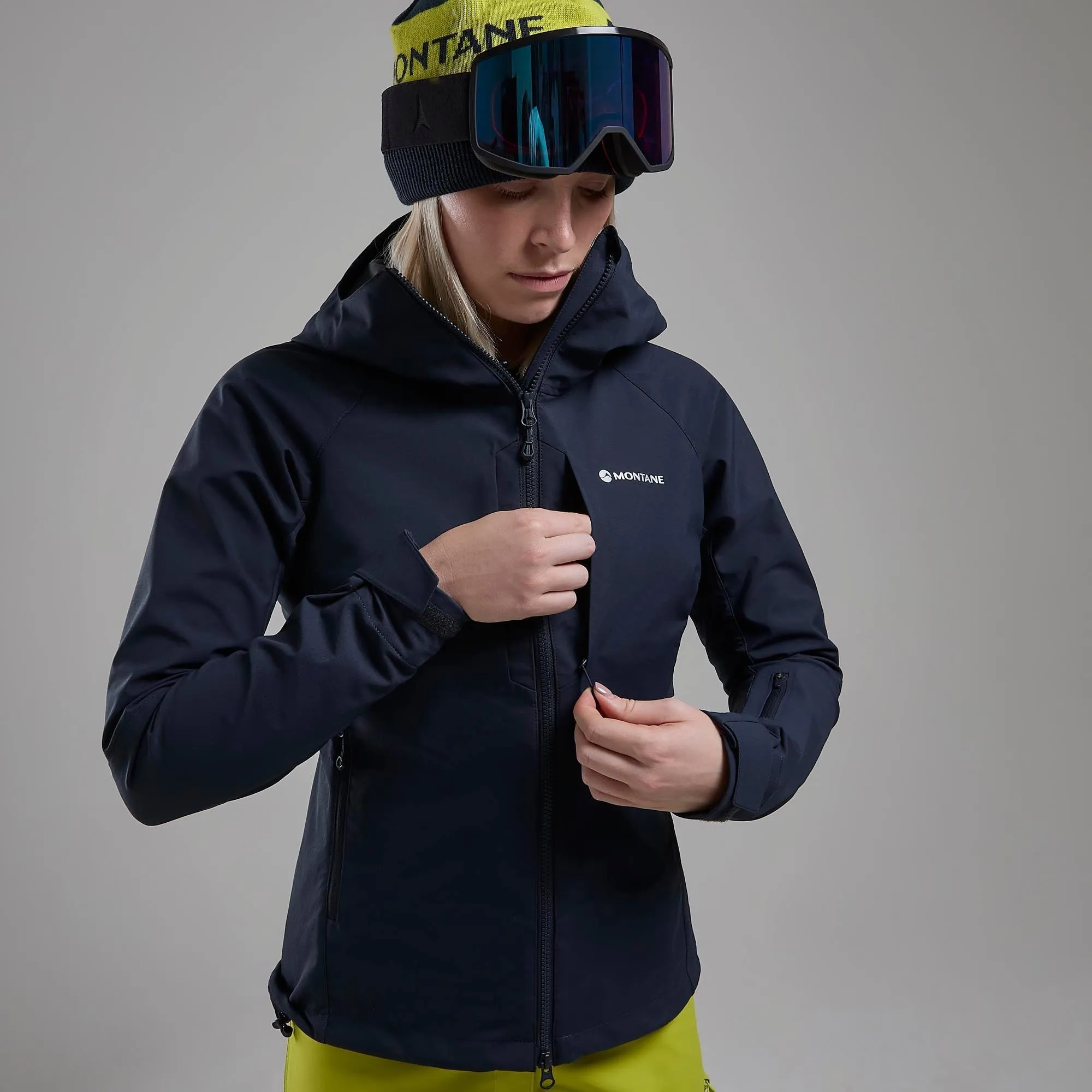 Montane Women's Nordes Hooded Softshell Jacket Montane