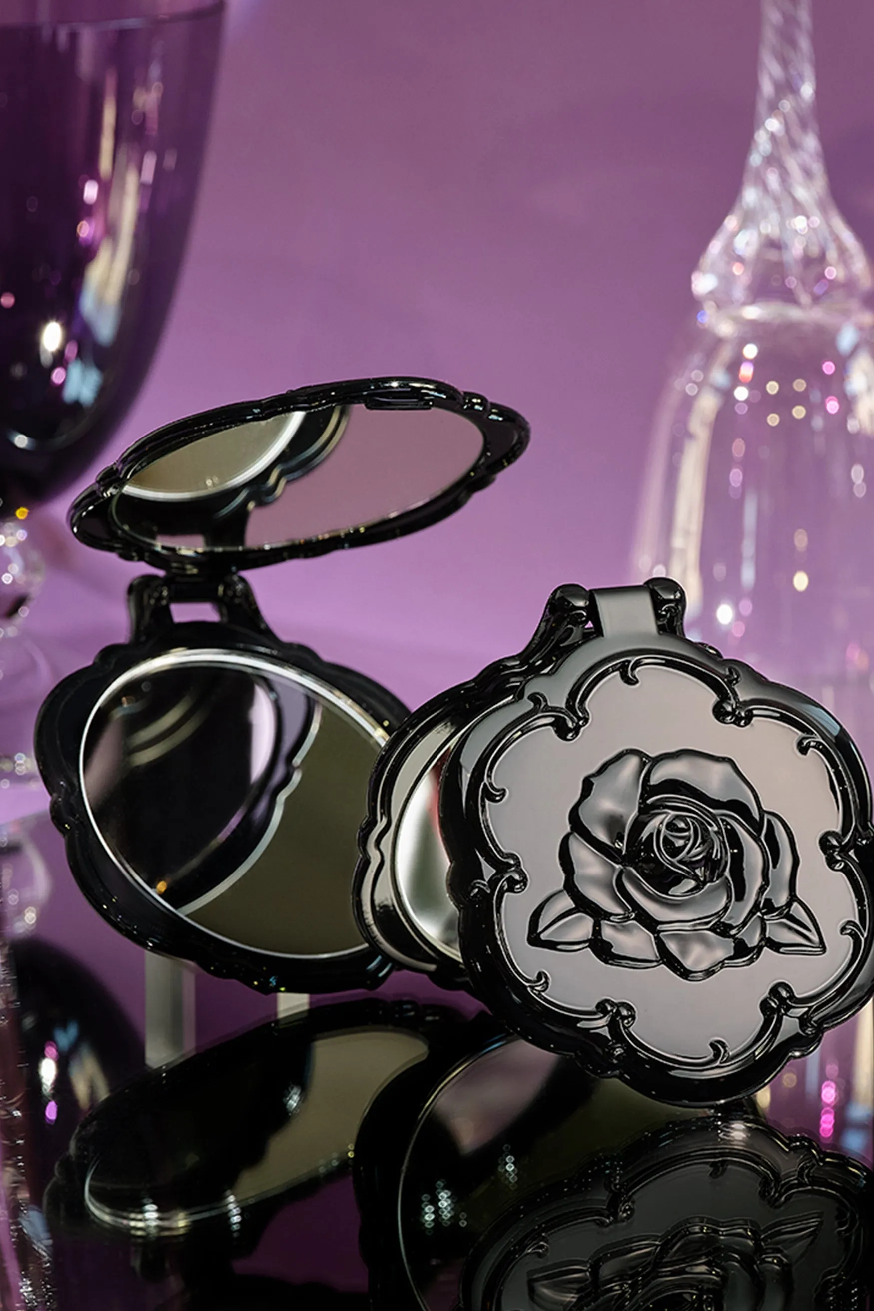 New: Anna Sui Beauty Mirror Rose  The Classic is Back Annasui