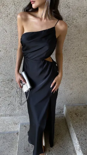 Nyla Maxi Dress - Black Billy J