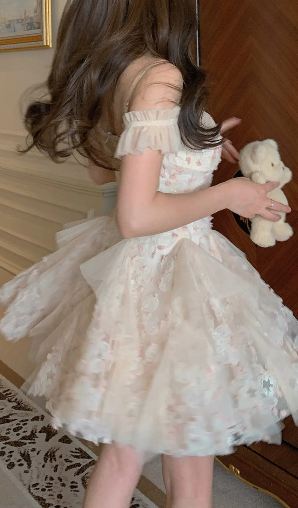 OFF -SHOULDER FLOWER MINI DRESS IN PINK Gloria Lanvin