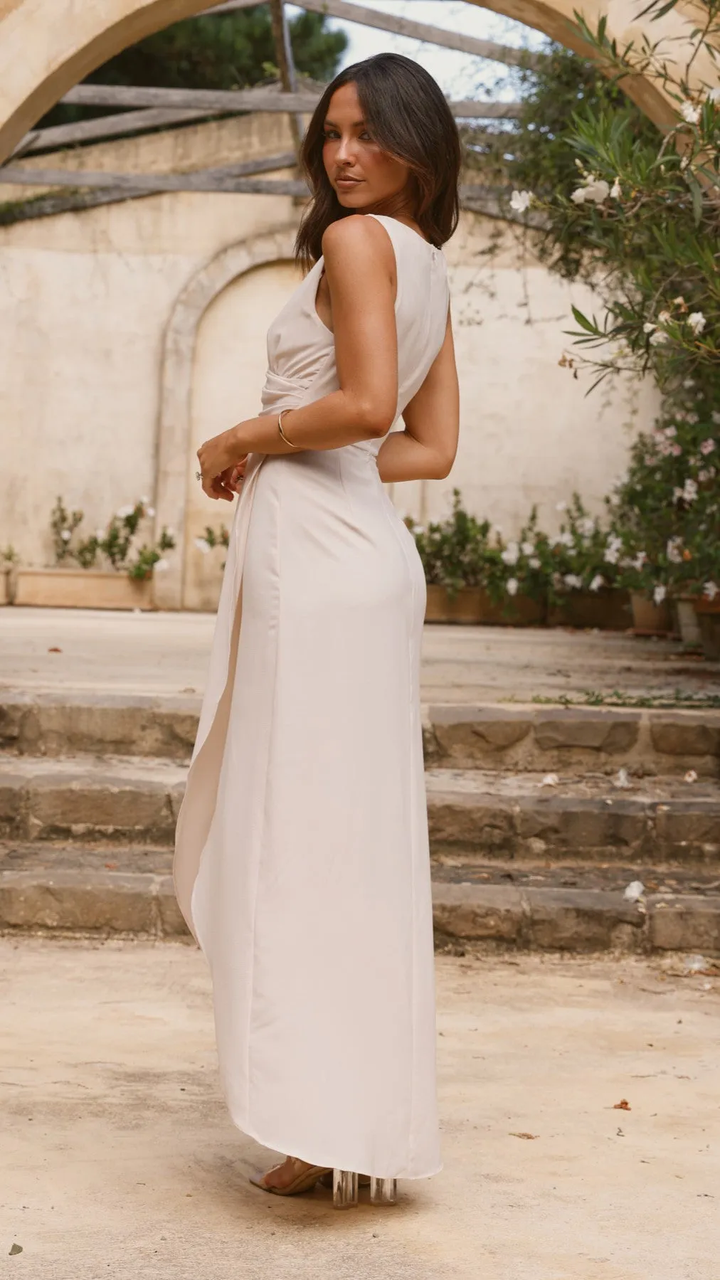 Pamela V Neck Maxi Dress - Ivory Billy J