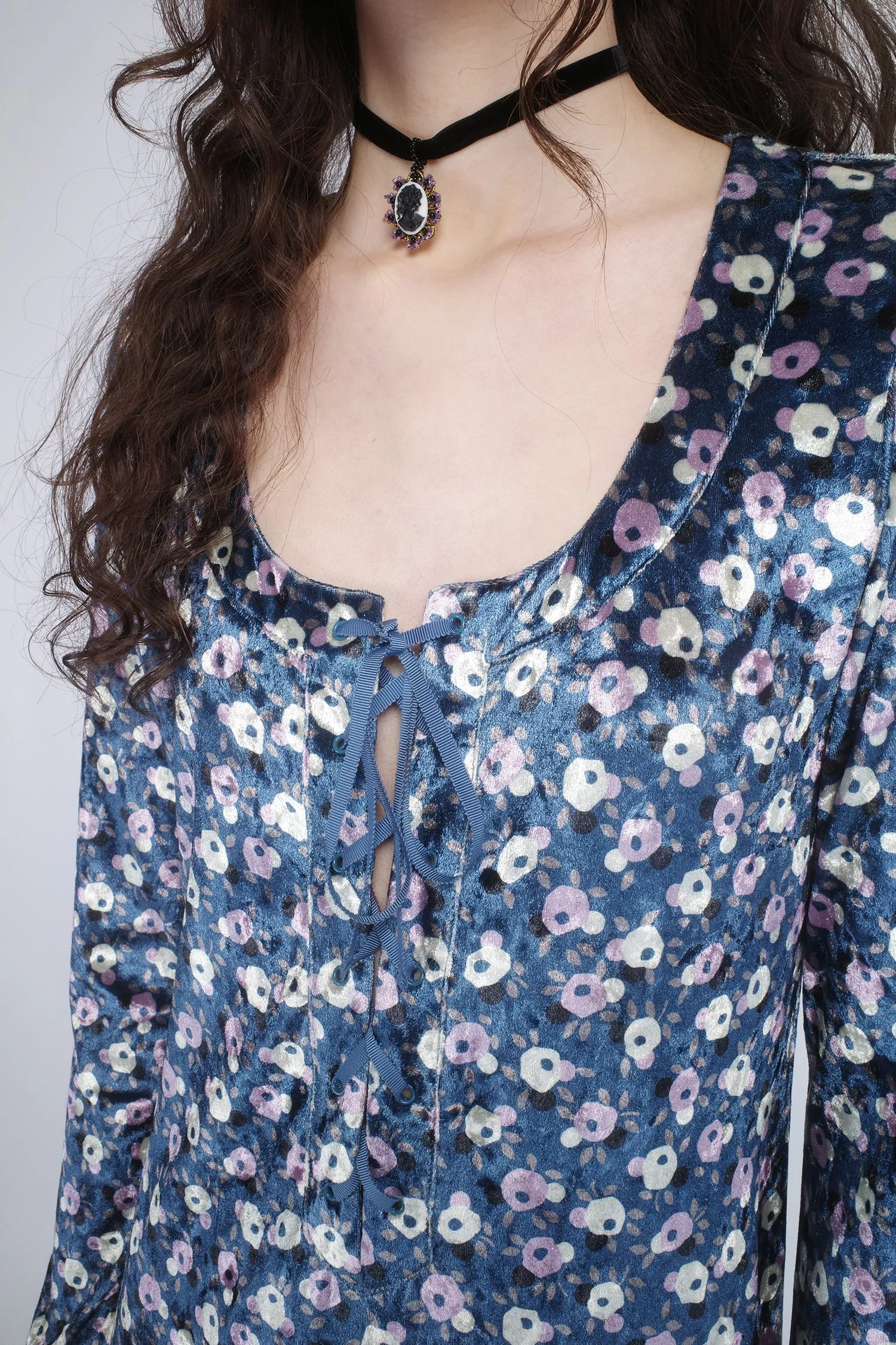 Posie Stretch Velvet Long Dress With Slit Annasui