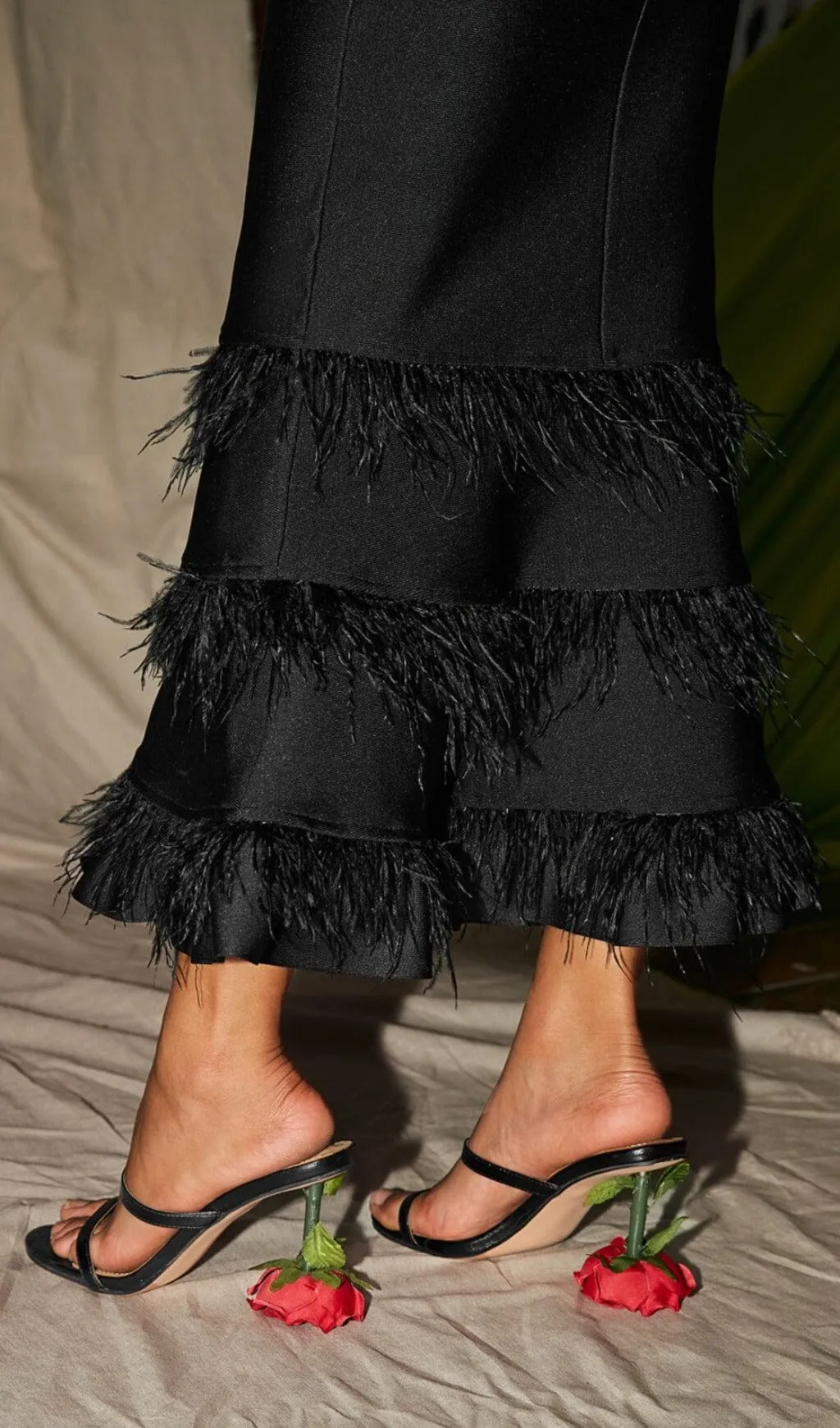 ROSE HEELS IN BLACK Gloria Lanvin