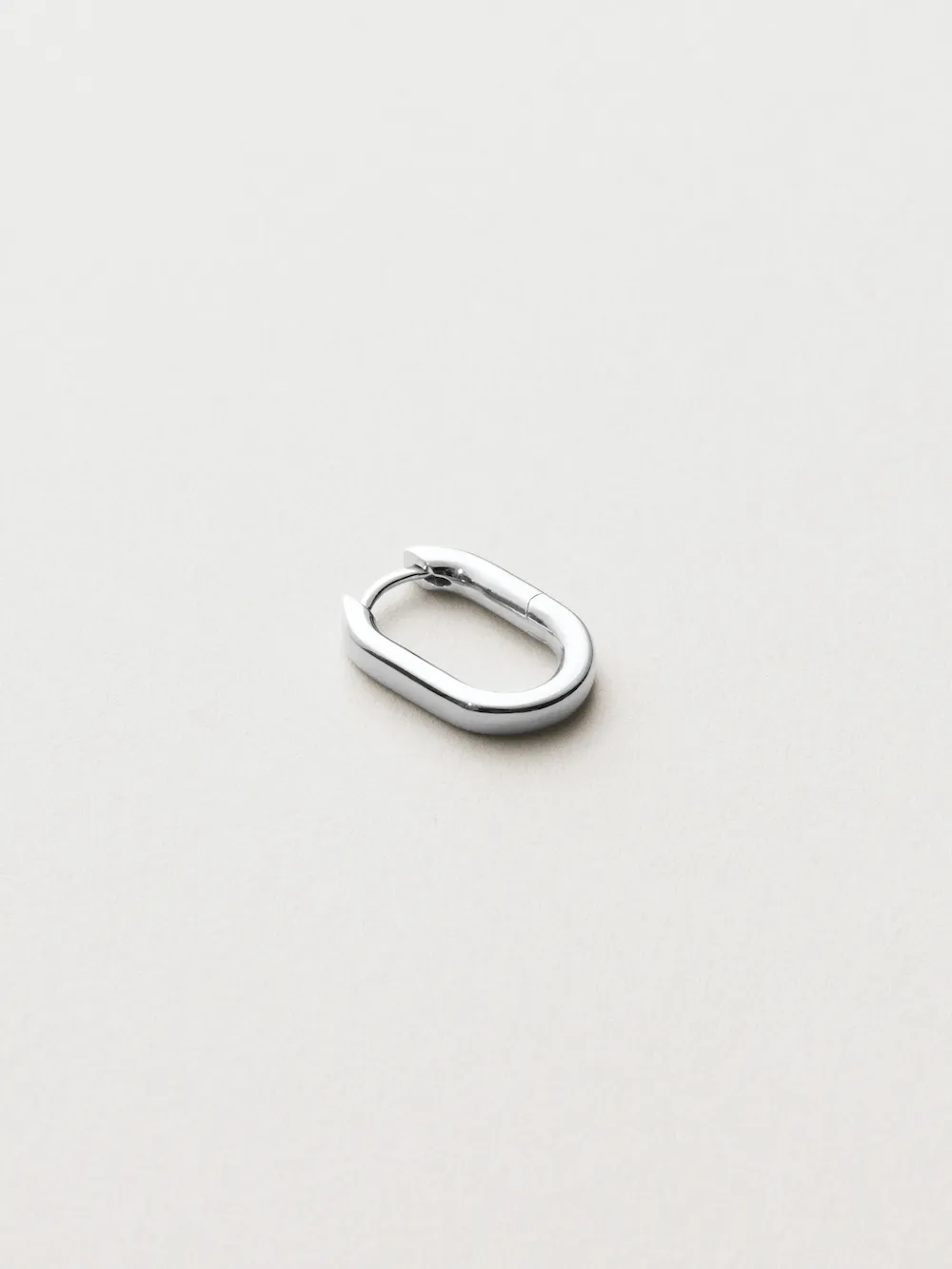 Silver Slick Huggie (Single)