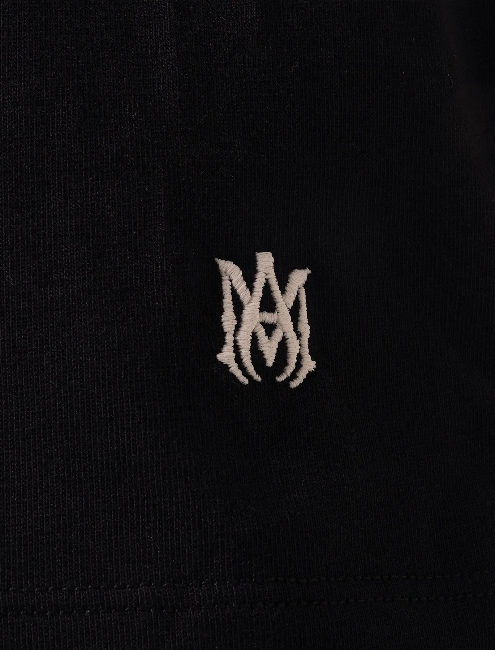 STAGGERED TEE