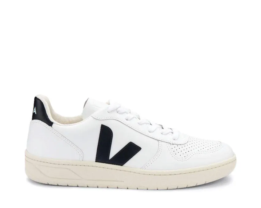 VEJA V-10 Leather