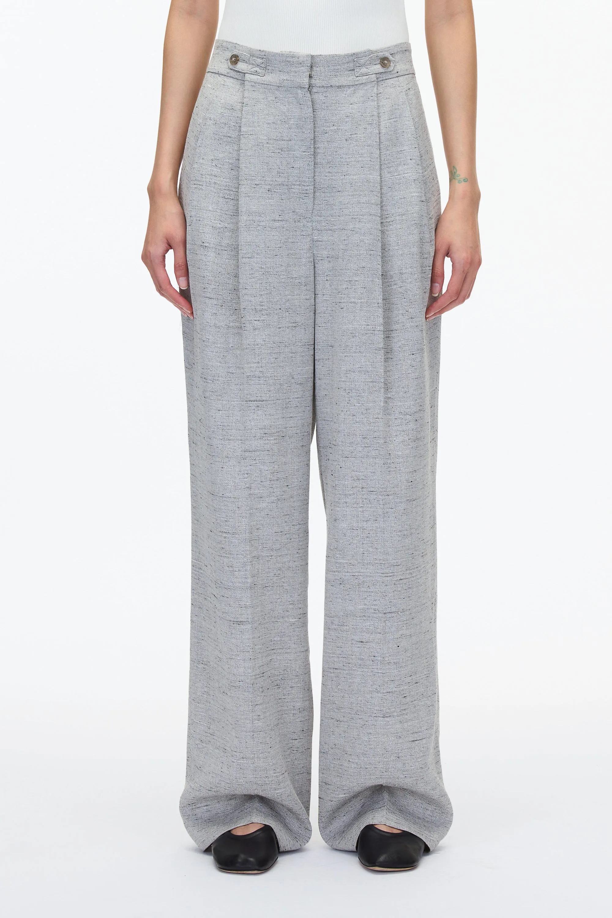 Wide Leg Pleated Trouser