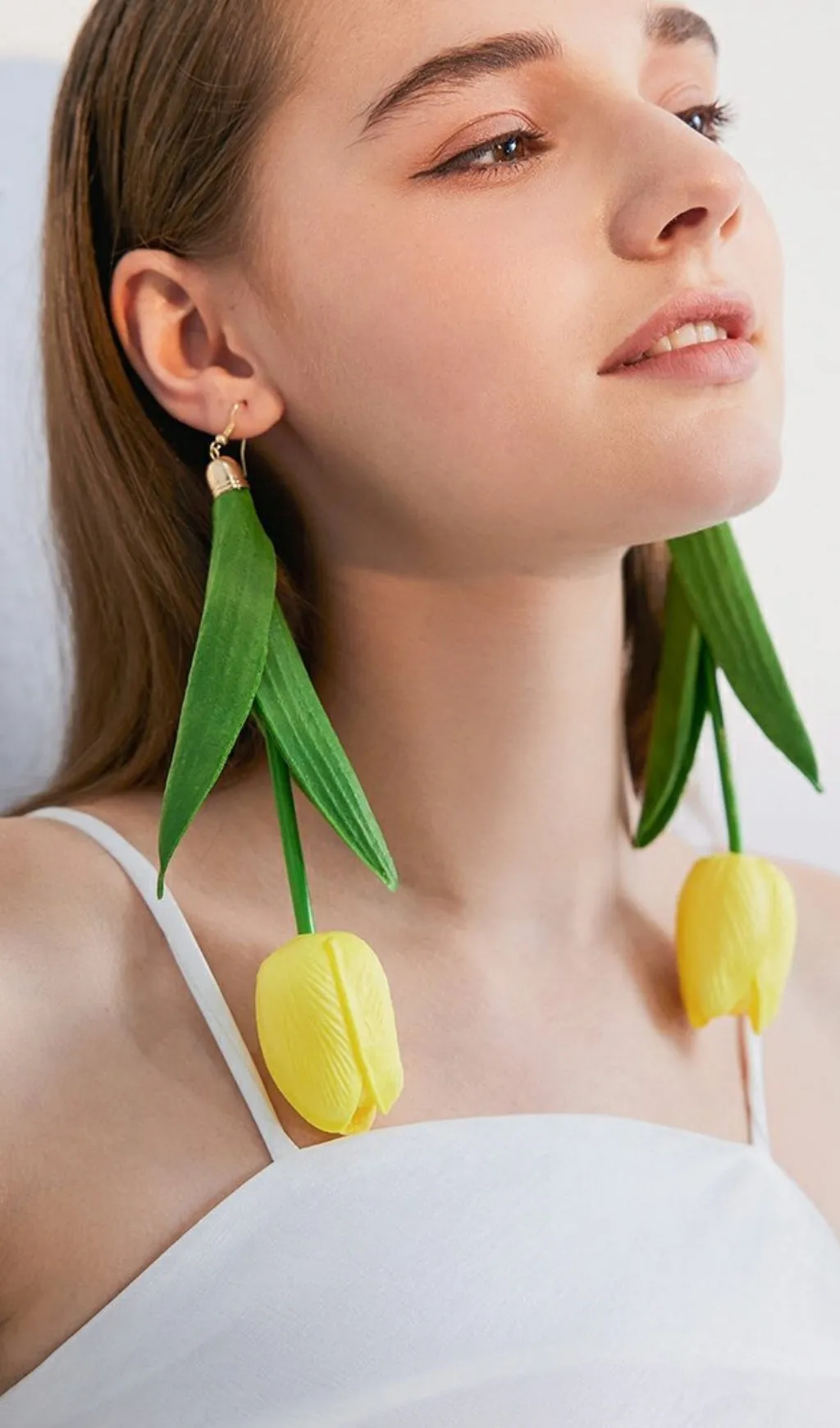 YELLOW FLOWER ALLOY PLASTIC EARRINGS Gloria Lanvin